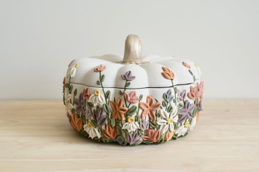 Wildflower Large Pumpkin Container I