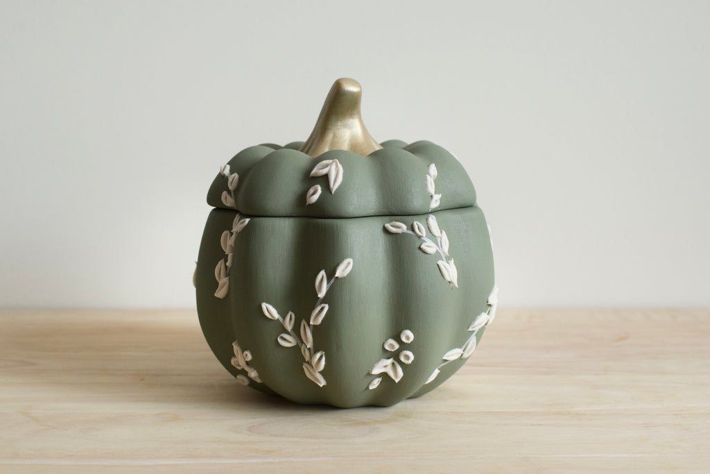 Classic Pumpkin Container III