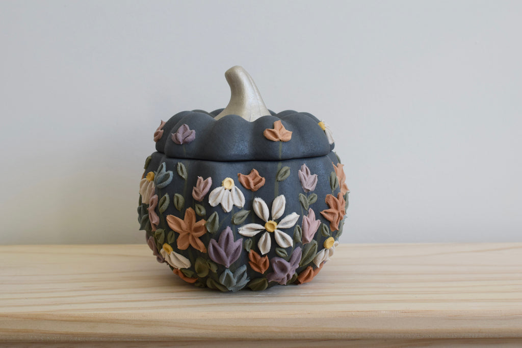 Wildflower Pumpkin Container III